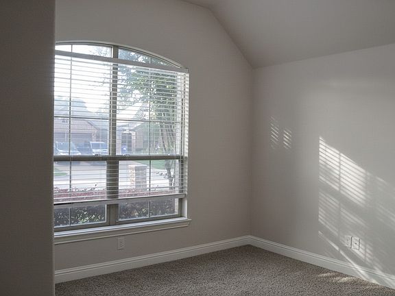 4th image of 5709 Ridgepass Ln