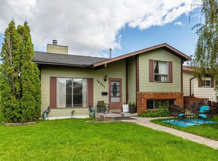 16351 119th St NW, Edmonton, AB T5X 4Z3