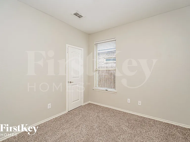 11501 Dorado Vista Trl — Photo 15