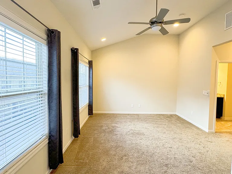 745 Fountainhead Ln NE #14 — Photo 28