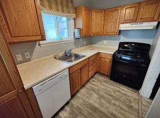 218 Railroad Ave, Carnegie, PA