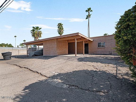 5th image of 3405 E Calle Del Prado