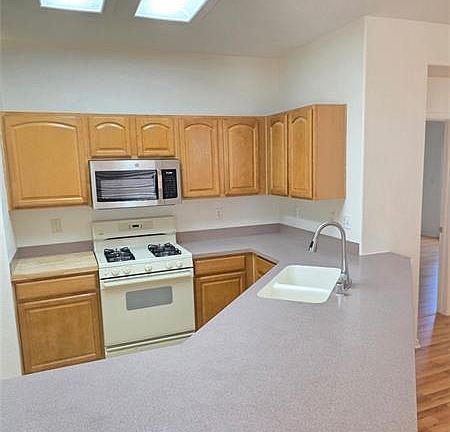 5th image of 7604 Pennybrook Ct