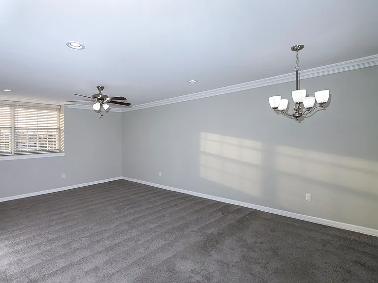 Fairfield Village at Levittown — Photo 3
