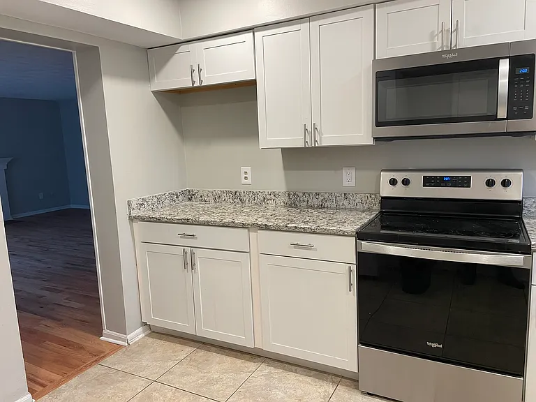 7560 Toweron Ln — Photo 10