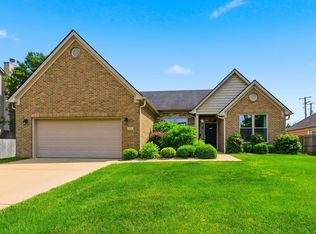 112 Shepherds Trce, Versailles, KY 40383