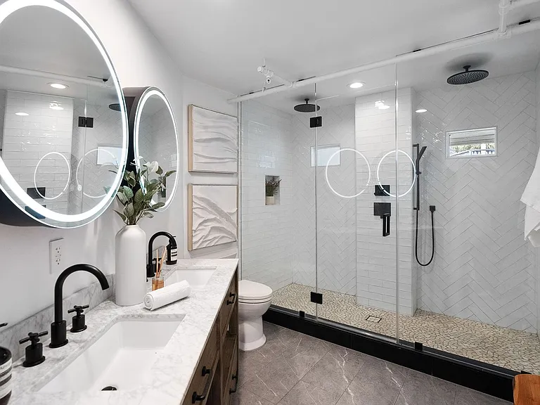1037 N Laurel Ave #19C — Photo 41