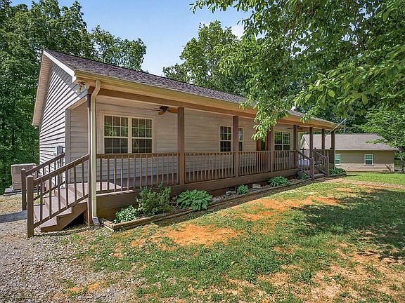 4th image of 506 Deer Ridge Rd