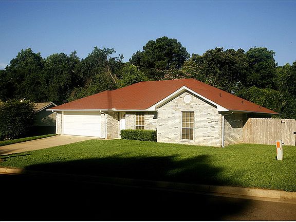 Vinyl Eaves and Overhangs 