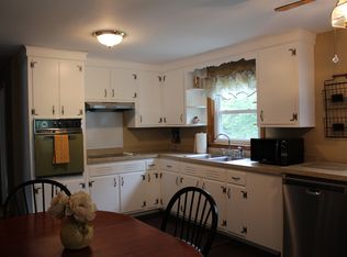 108 Summer St, Foxboro, MA 02035
