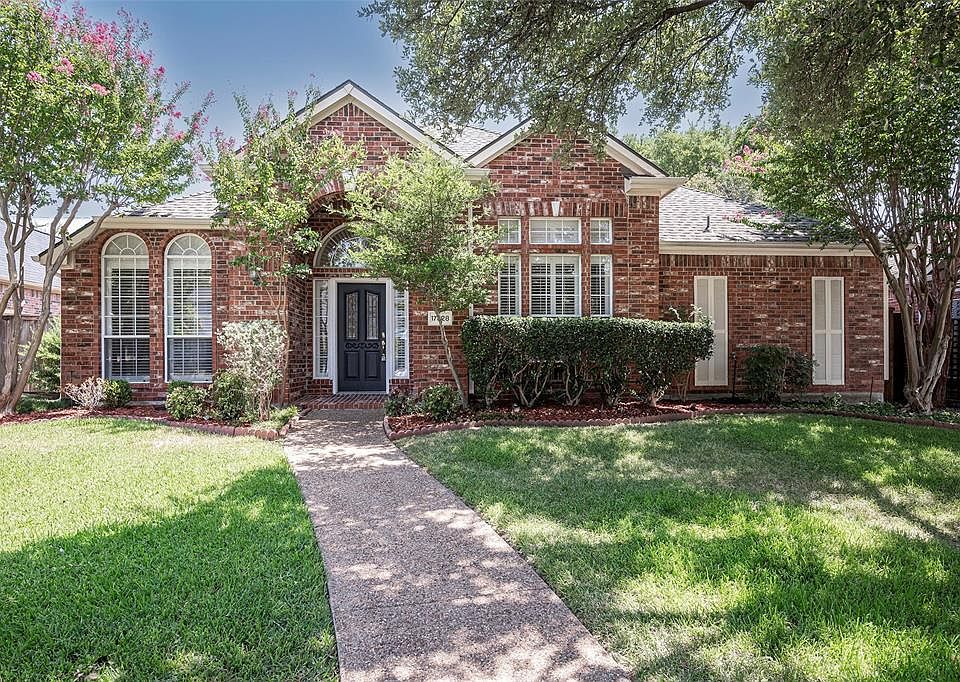 1st image of 17828 River Chase Dr