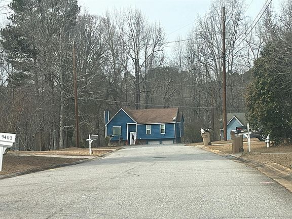 4th image of 9363 Haley Ct