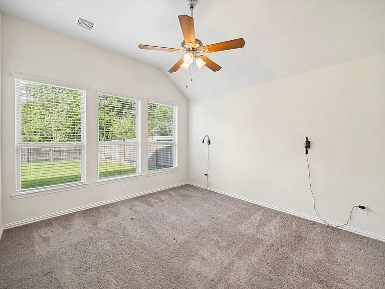 206 N Lynx Trl — Photo 10