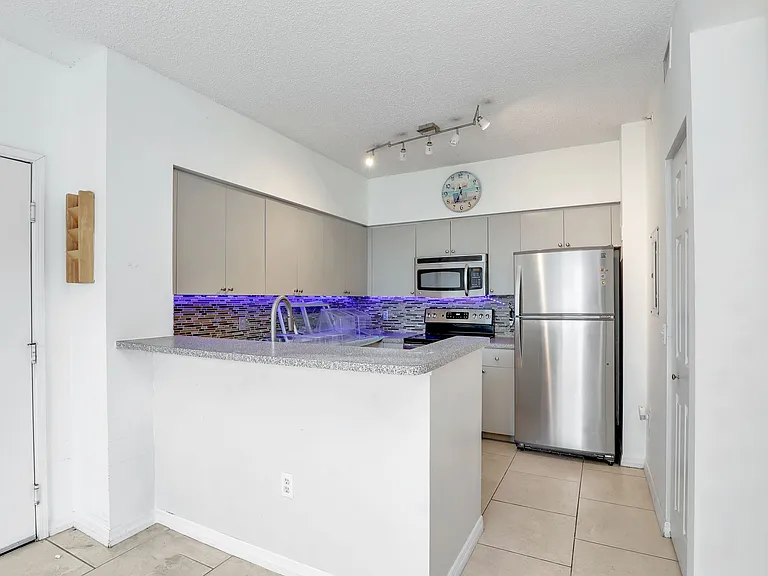 1180 Reserve Way #207 — Photo 8