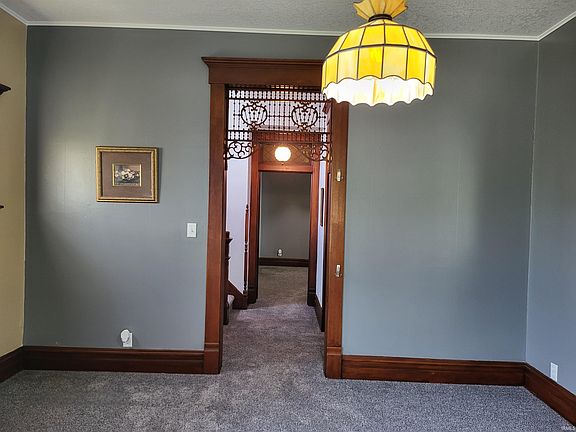 5th image of 418 Etna Ave