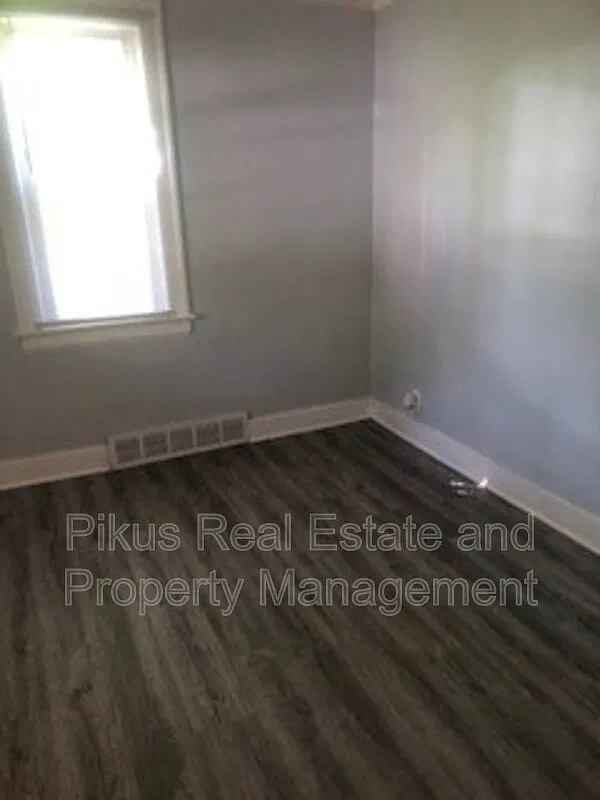 1 bed, 1.0 bath, 522 sqft, $900 — Photo 3