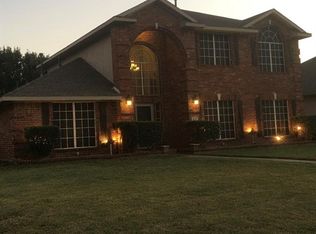 1600 Deer Creek Dr, Desoto, TX 75115