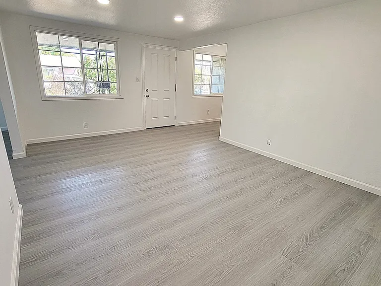 6265 Wilma Ave — Photo 5