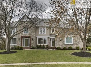 2341 W 118th Ter, Leawood, KS 66211