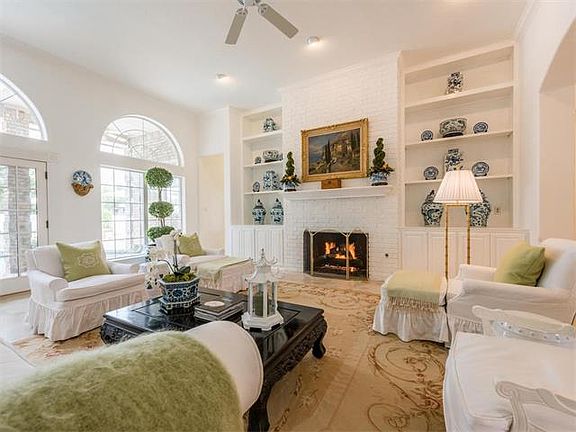 5th image of 1901 Plantation Ct