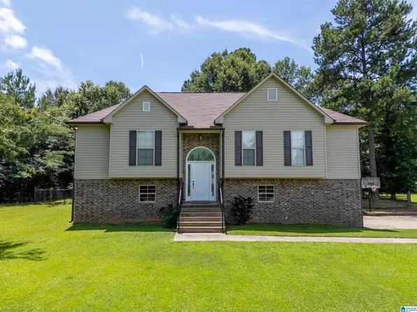 560 Hillstone Dr, Pell City, AL 35125