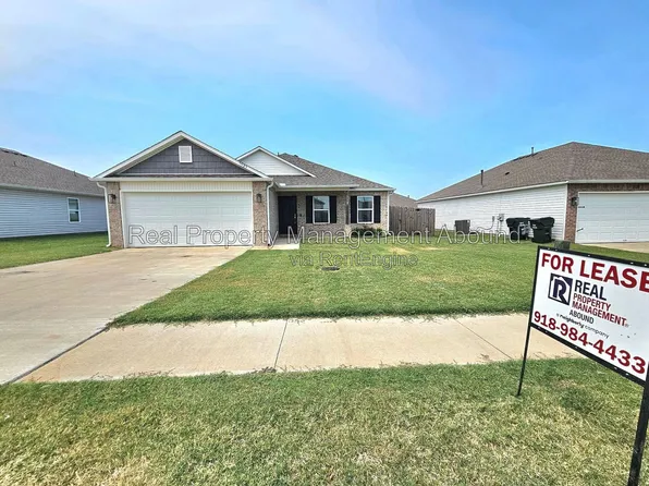 7523 E 144th Pl N, Collinsville, OK 74021