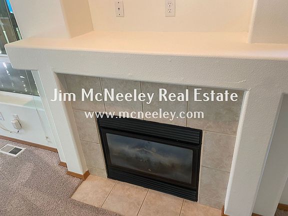 4th image of 5114 SE Ogden St #0