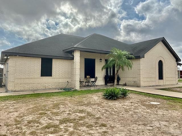 1st image of 209 S Alma Ave