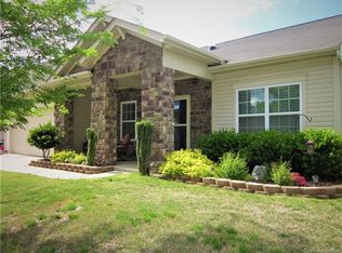 1700 Yellow Daisy Dr, Matthews, NC 28104