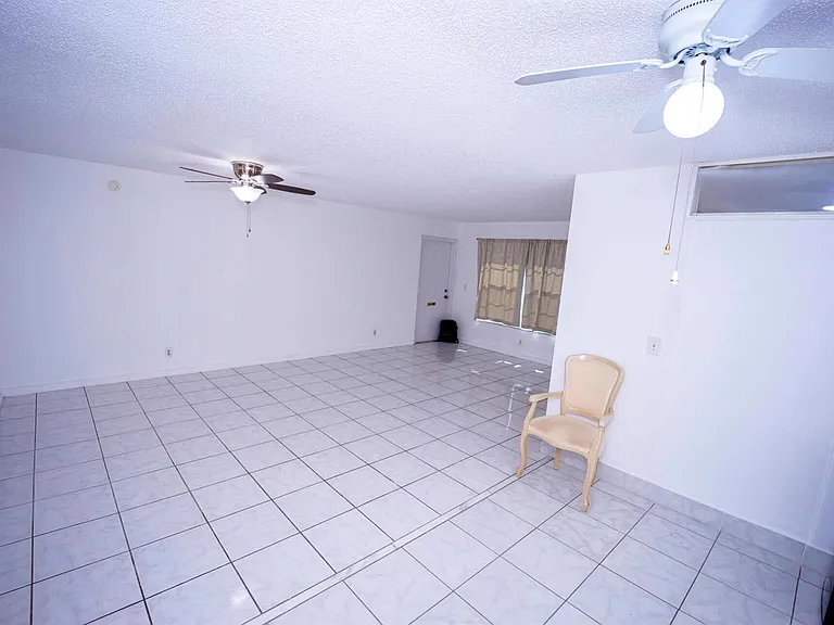 3240 Ridge Hill Rd #C — Photo 8