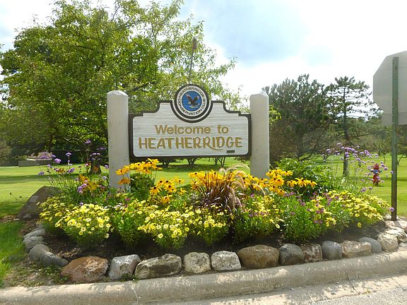 3rd image of 650 Whitney Ct APT 212