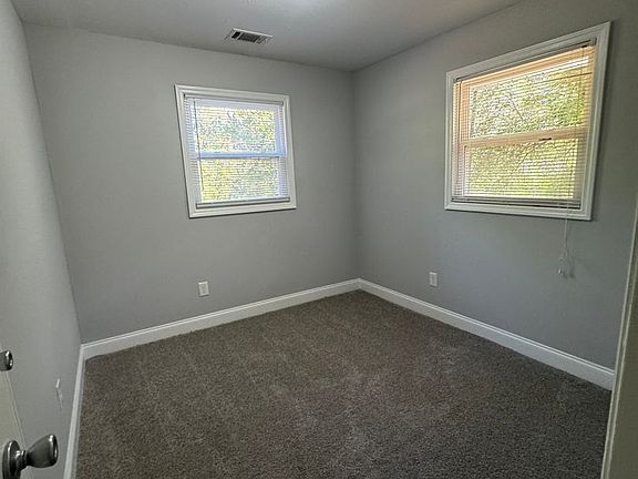 3rd image of 1076 Corley Dr
