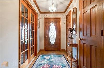 4th image of 1509 Pineview Ln NW