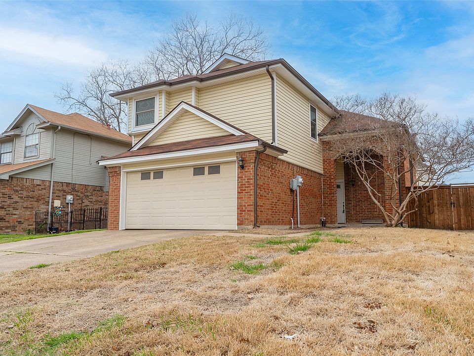 1st image of 944 Boxwood Dr