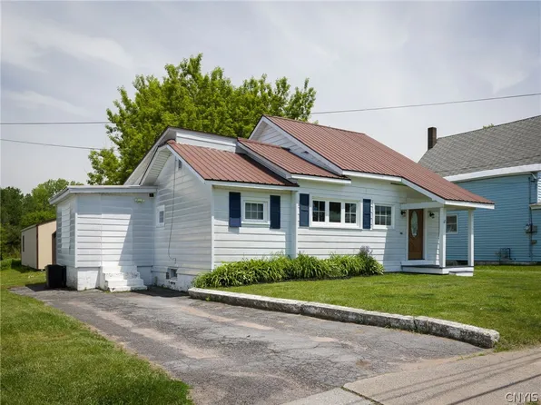 43 Wilna Ave, Carthage, NY 13619