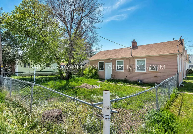 3182 Adams Ave #4 — Photo 12