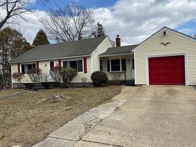 27 Arthur St, West Warwick, RI, 02893