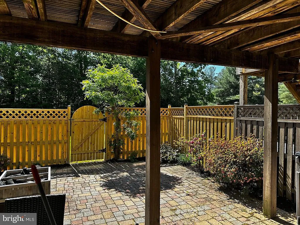 1 bed, 608 sqft, $1,550 — Photo 2