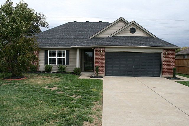 1st image of 4541 Bernheim Dr