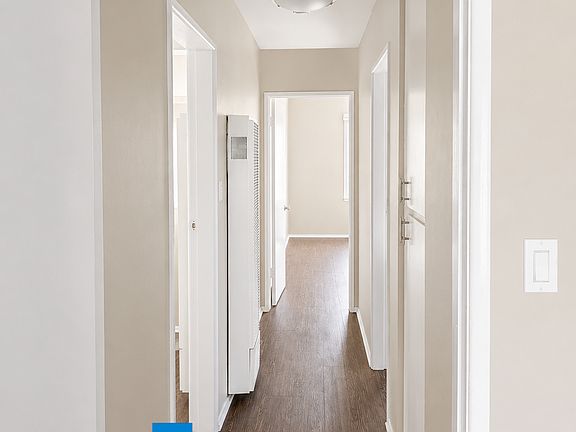 5th image of 5315 Whitsett Ave APT 6