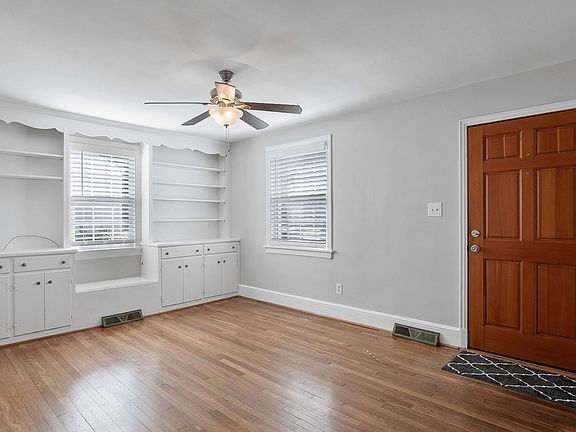 5th image of 5319 Bloomingdale Ave