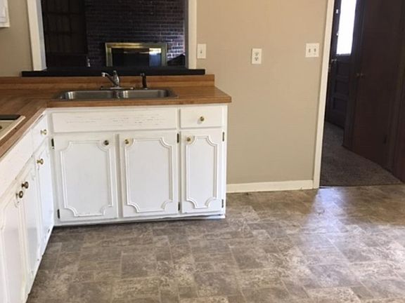5th image of 3613 Rosemont Ct