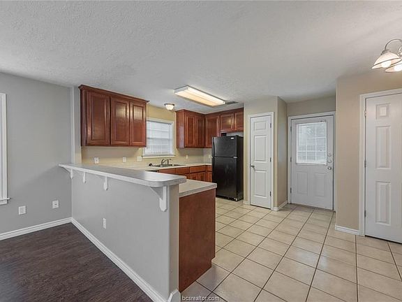 3rd image of 1612 Park Pl #A