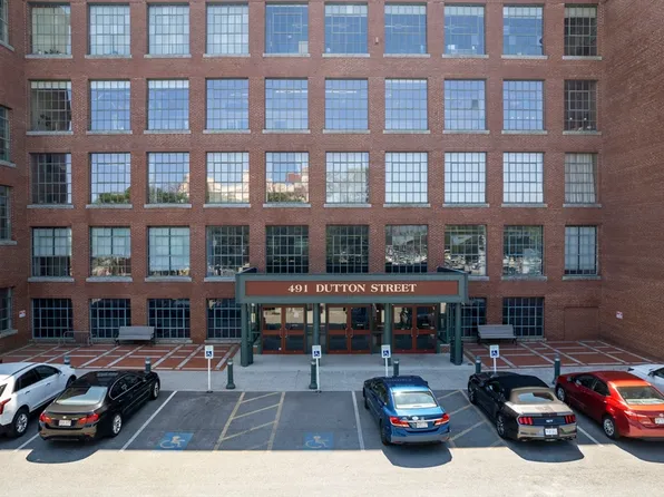 491 Dutton St Unit 405, Lowell, MA 01854