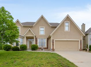 9107 NW 86th St, Kansas City, MO 64153
