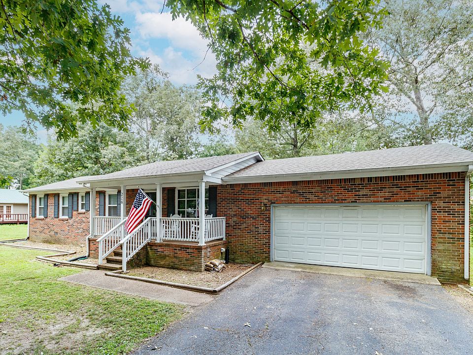 1st image of 228 Sherwood Dr