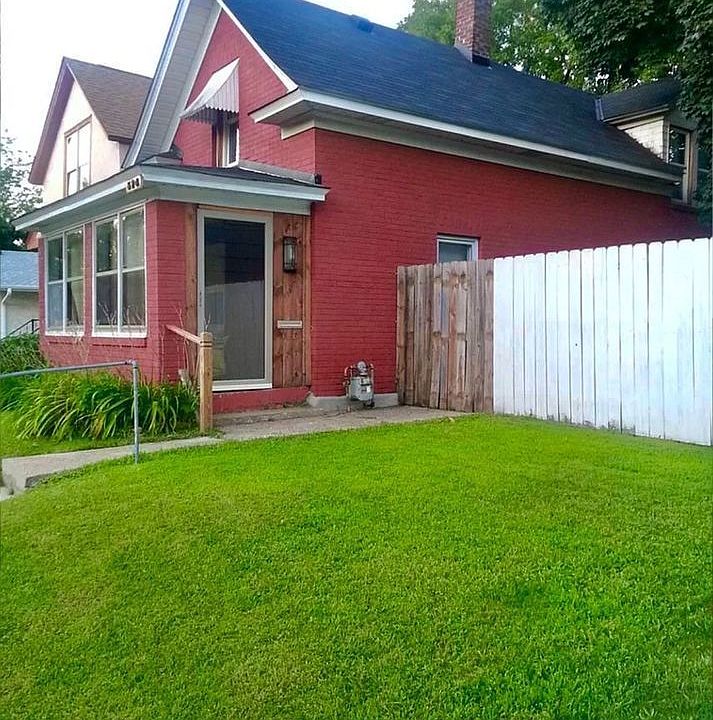 1st image of 624 Western Ave N