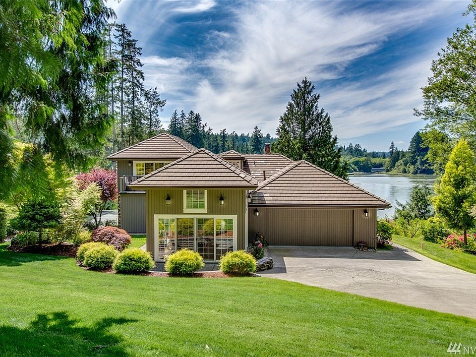 1st image of 4408 Shore Dr NW