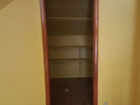 5th image of 1811 NE 24th St