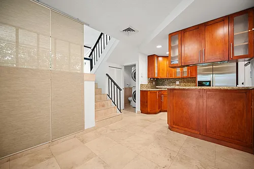 2666 Tigertail Ave #209 Photo 1 2666 Tigertail Ave #209 Photo 1